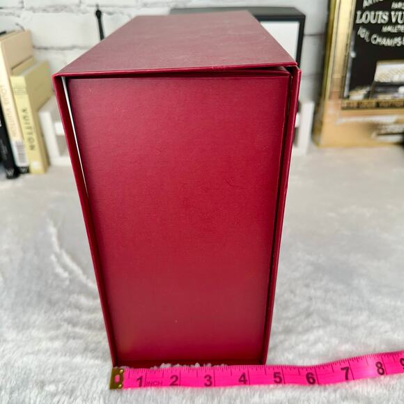 GUCCI Large Red magnetic closure gift box - Picture 10 of 10